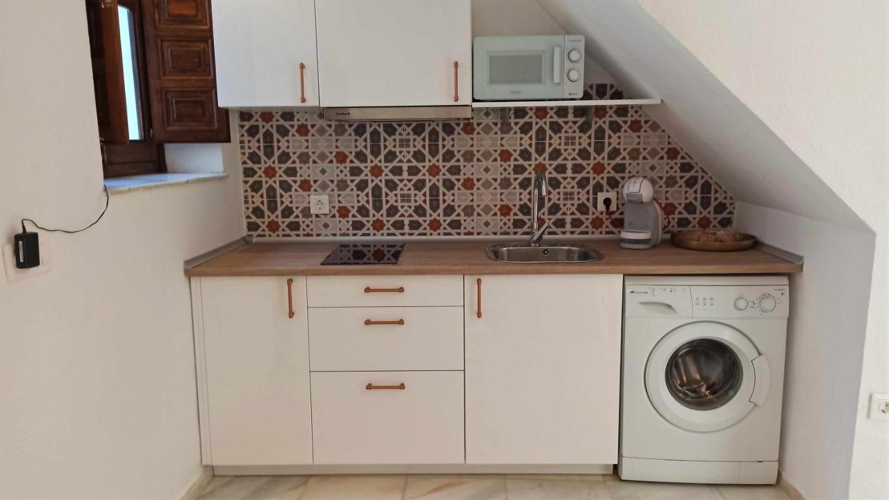 La Pequena Taifa I Apartment Cordoba Luaran gambar